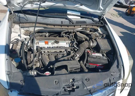 2011 Honda Accord 2.4 Ex-L from USA, damaged, VIN 1HGCP2F8XBA038335